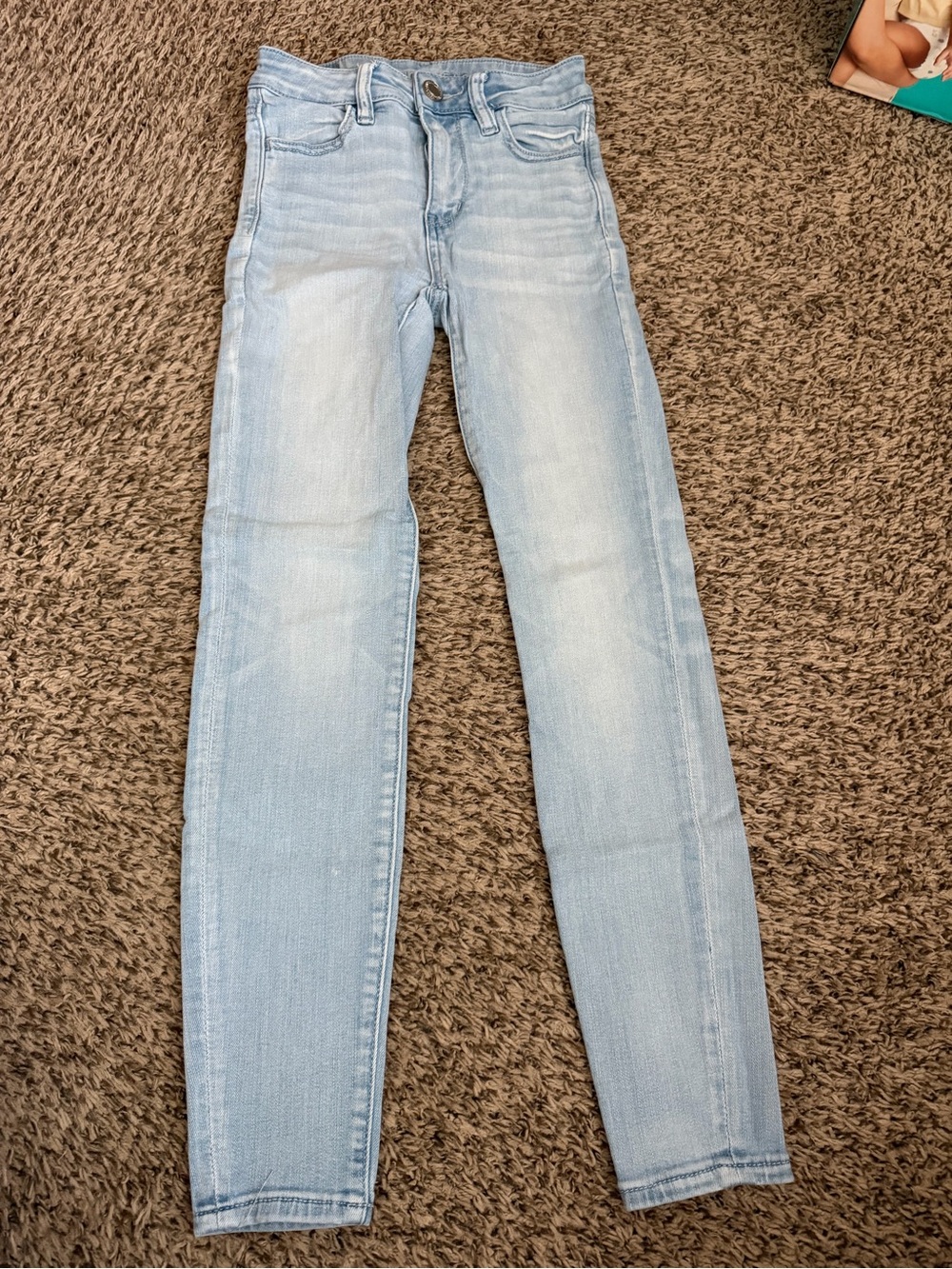 American Eagle Outfitters Light Blue Skinny Jeans